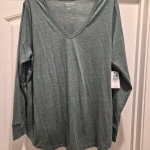 Brand new long sleeve torrid t-shirt